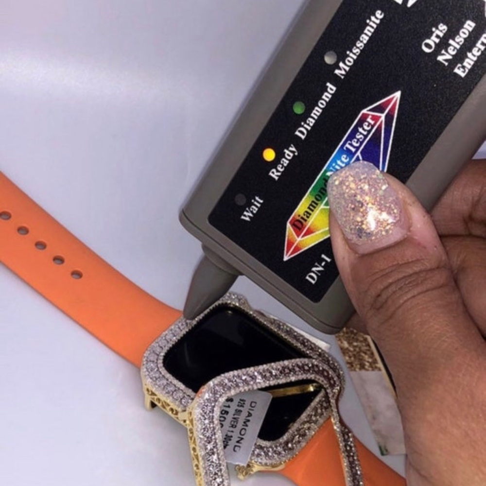 Back in stock after 2 months! Real diamond Apple Watch Ezekiel case not cz SALE - Picture 4 of 5
